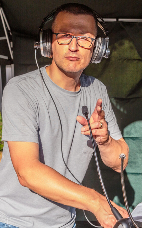 DJ - FOH
